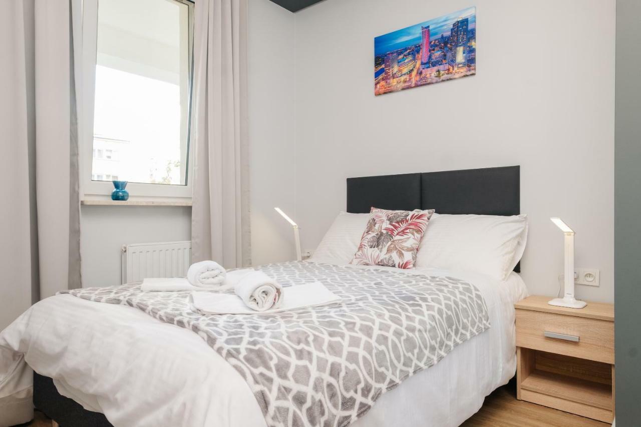 Stare Bielany 2-Bedroom Apartment Varşova Dış mekan fotoğraf