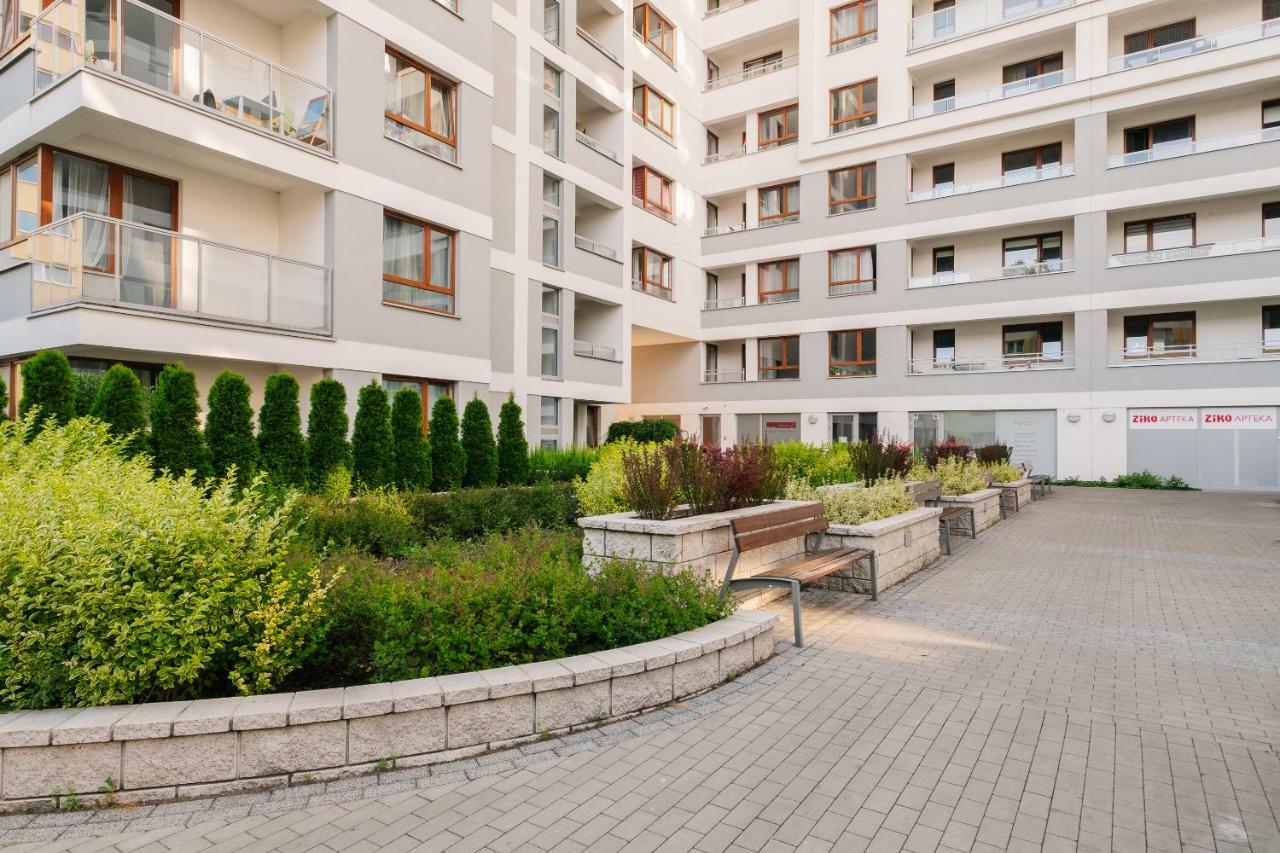 Stare Bielany 2-Bedroom Apartment Varşova Dış mekan fotoğraf